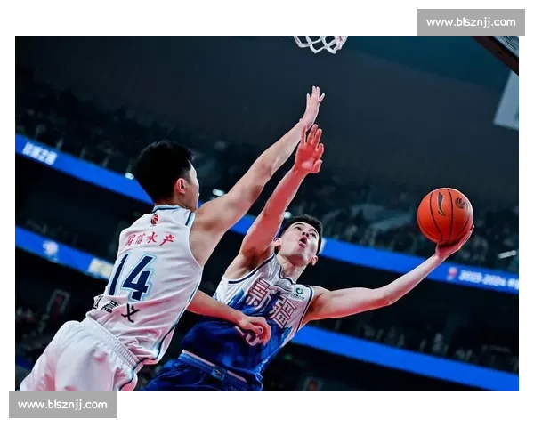 山西汾酒男篮大换血!锋线新星加盟 + 少帅领军,青训商业双升级剑指总冠军 山西汾酒男篮大换血!锋线新星加盟 + 少帅领军,青训商业双升级剑指总冠军