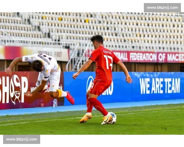 41 力克劲敌！临漳 U18 足球小将小组赛奏凯