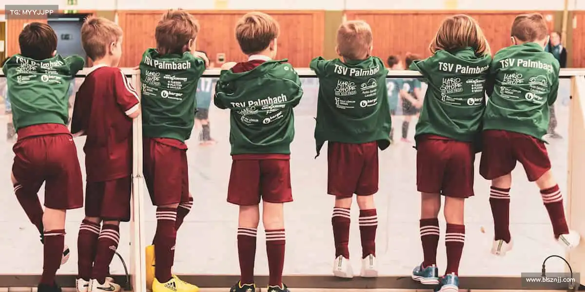 <strong>mk体育</strong>🌟体育不止是运动，更是点燃生命的永恒星光！